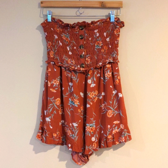 American Eagle Outfitters Pants - American Eagle Strapless Romper Size M